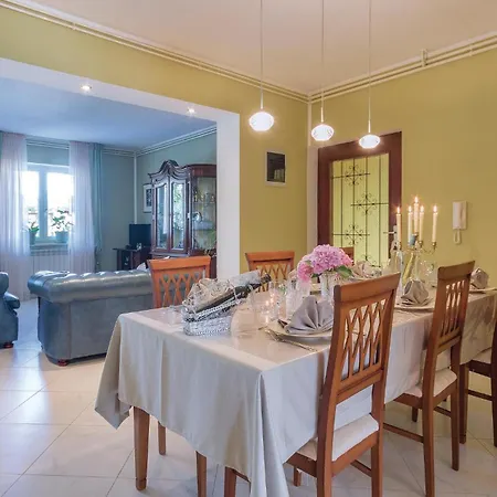 Apartament 2 Bedroom Cozy In